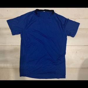 •Lululemon Men Top Blue Men’s Small